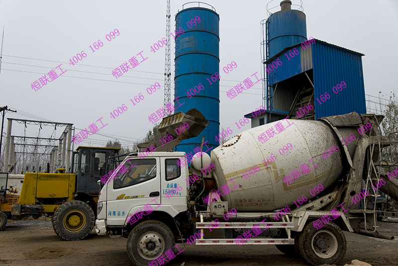河南省新鄉(xiāng)市長(zhǎng)垣縣攪拌車現(xiàn)場(chǎng)圖片