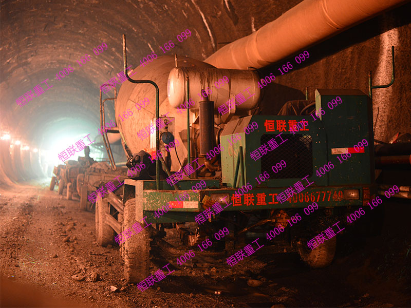 烏魯木齊小型攪拌車(chē)地鐵施工