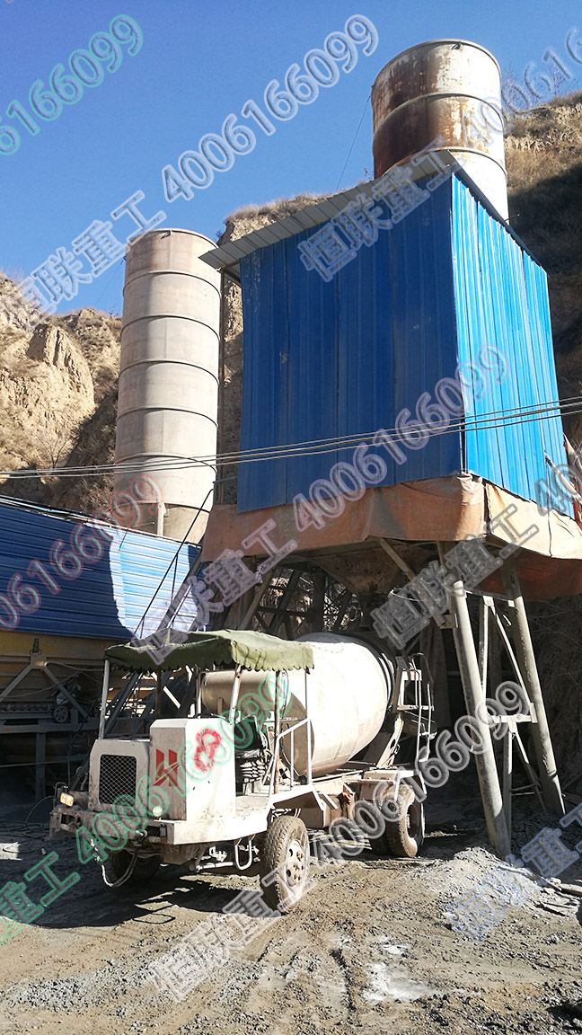 臨汾隧道小型攪拌車(chē)施工案例