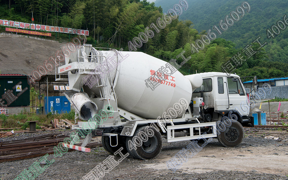 隧道專用6方攪拌車圖片