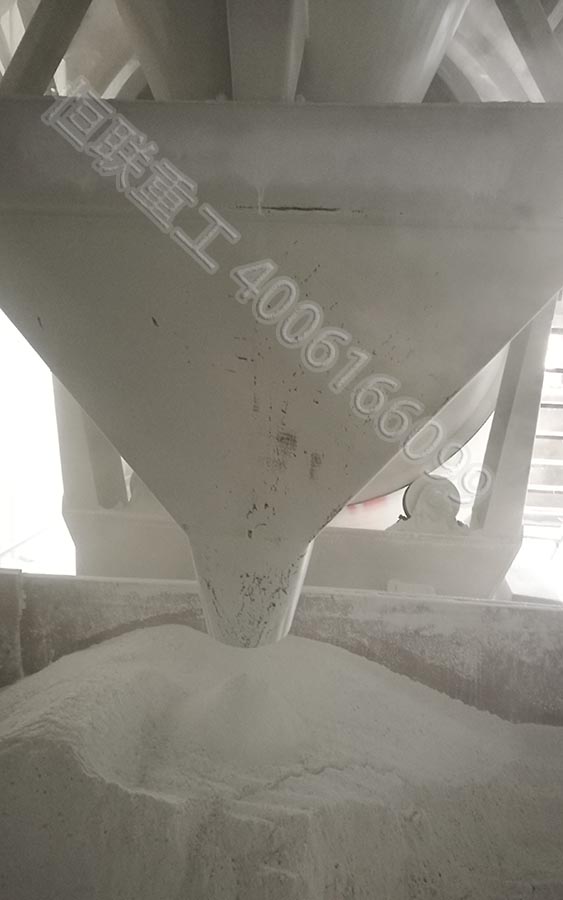 攪拌車上裝攪拌大理石原材料